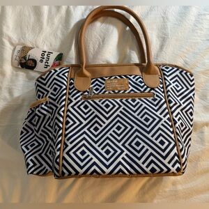 Fit + Fresh Navy and Tan Geometric Lunchbox